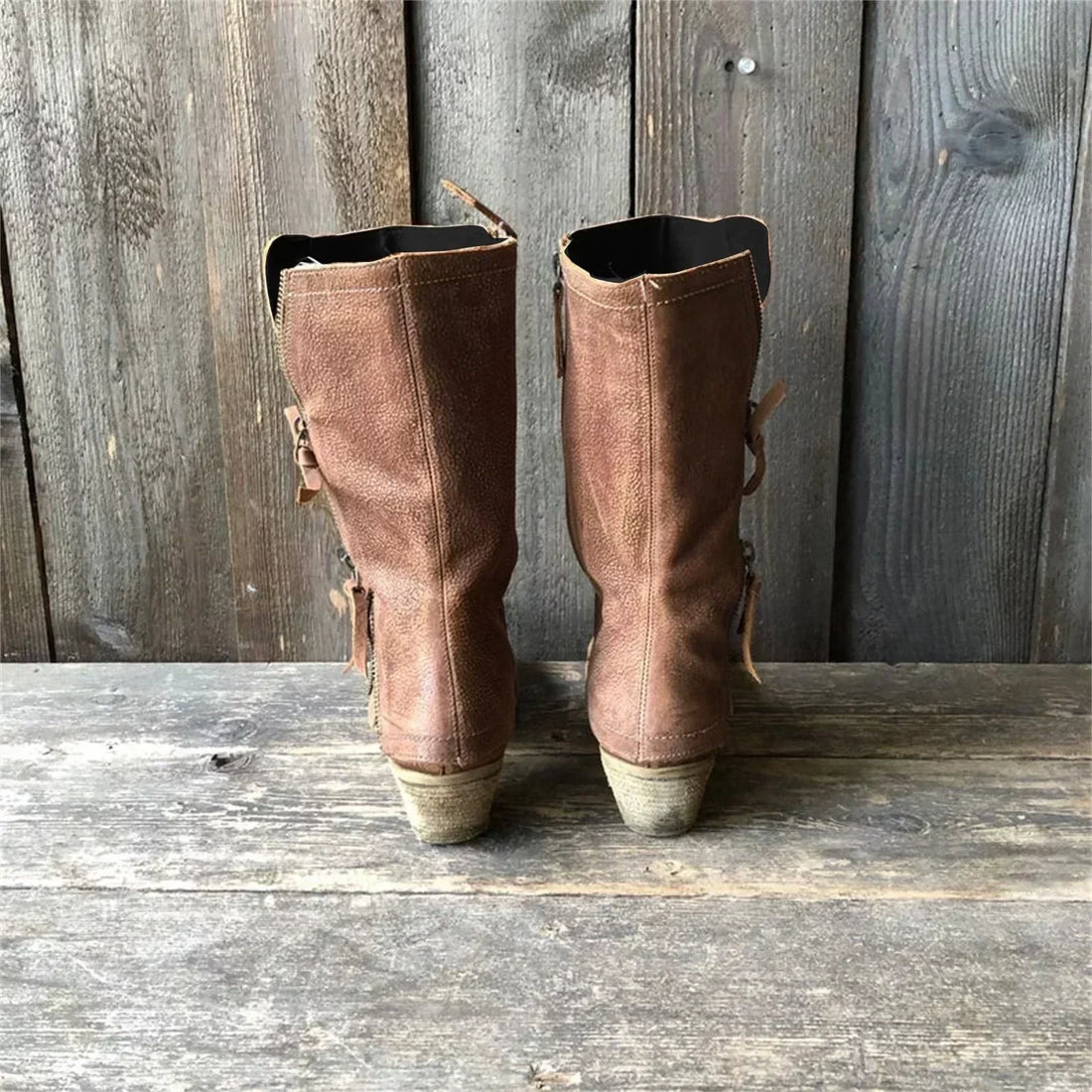 Matilda | Botas de media caña con hebillas