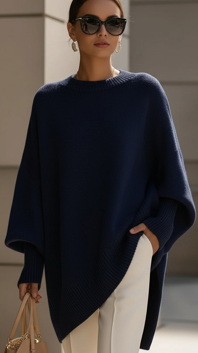 Úrsula: Jersey oversize drapeado con cuello ancho en azul marino