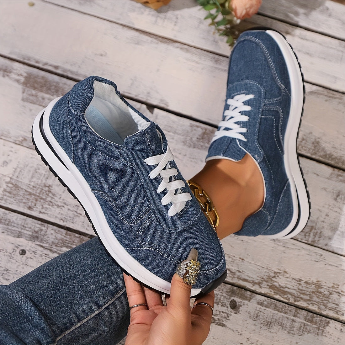 Soledad | Zapatillas de punto con cordones