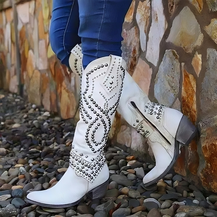 Maricarmen | Botas camperas altas bordadas