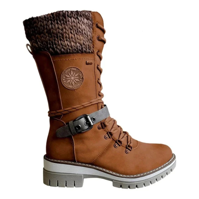 Milena | Botas de montaña con puño de punto