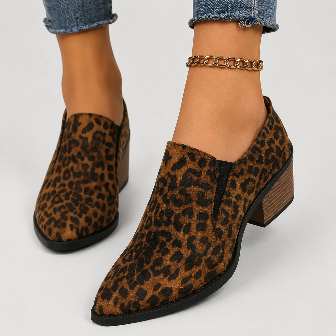 Ascensión | Bailarinas con estampado animal