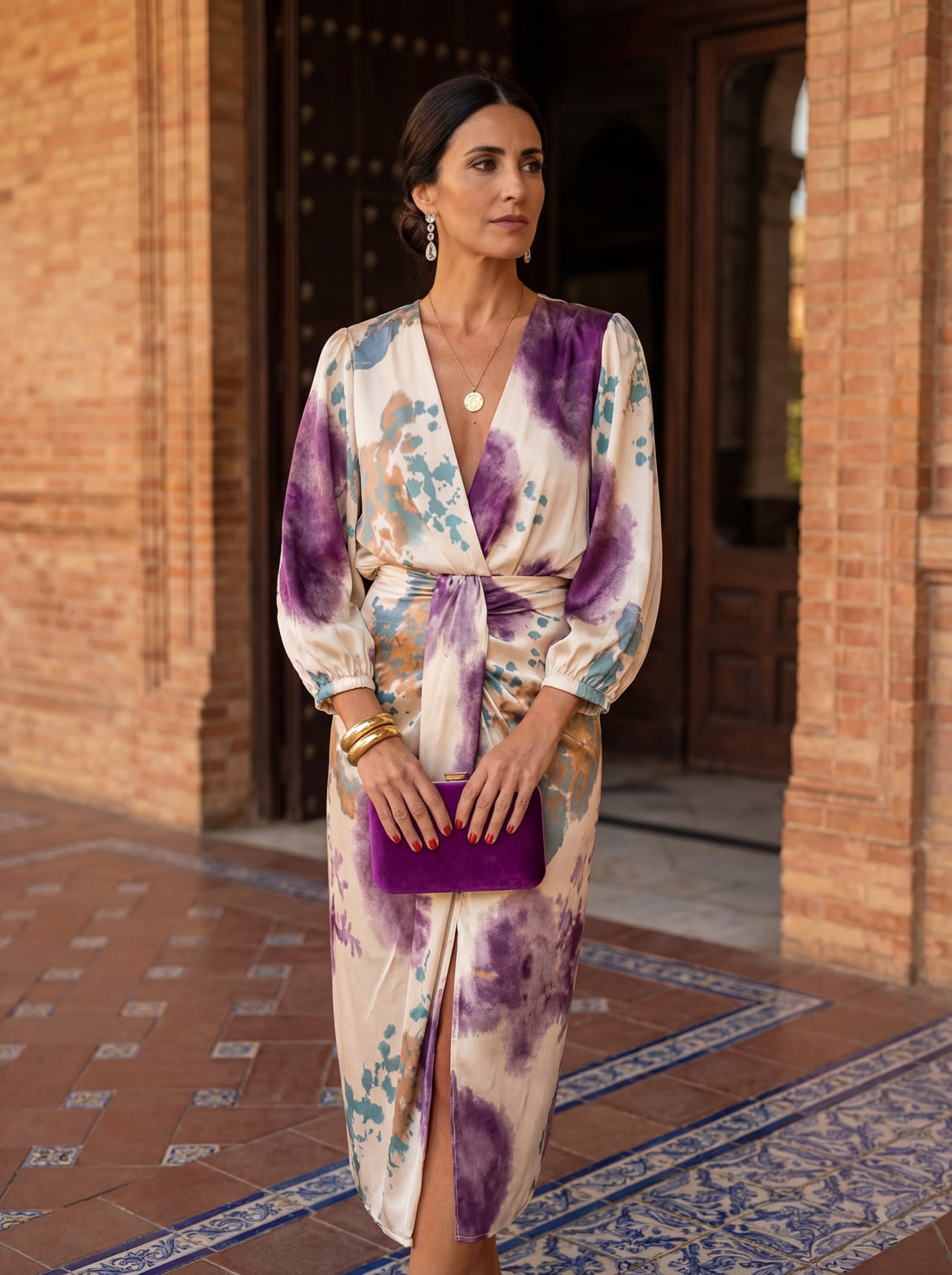 Carolina: Vestido midi cruzado con cinturón
