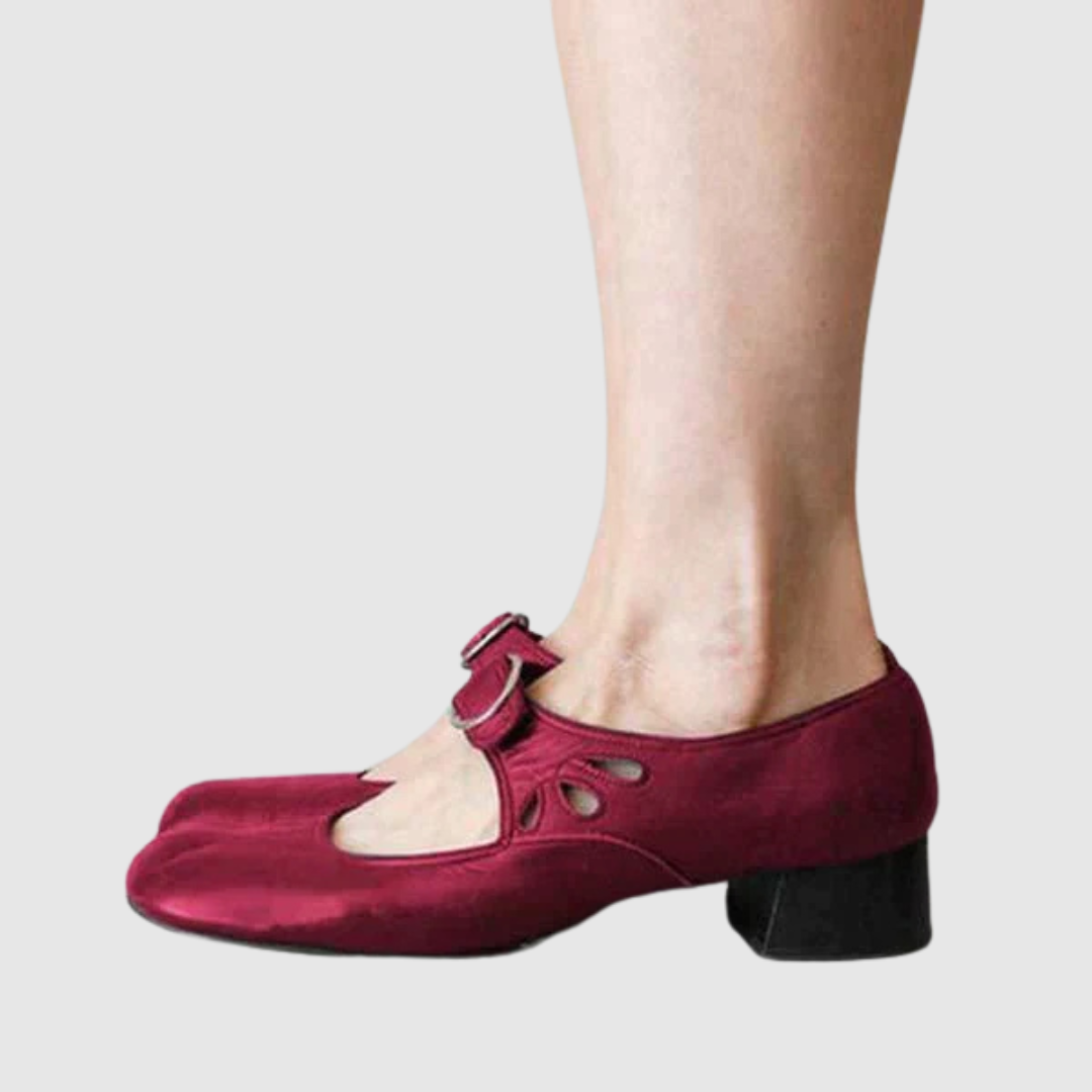 Luciana | Zapatos Mary Jane de piel con tacón bajo