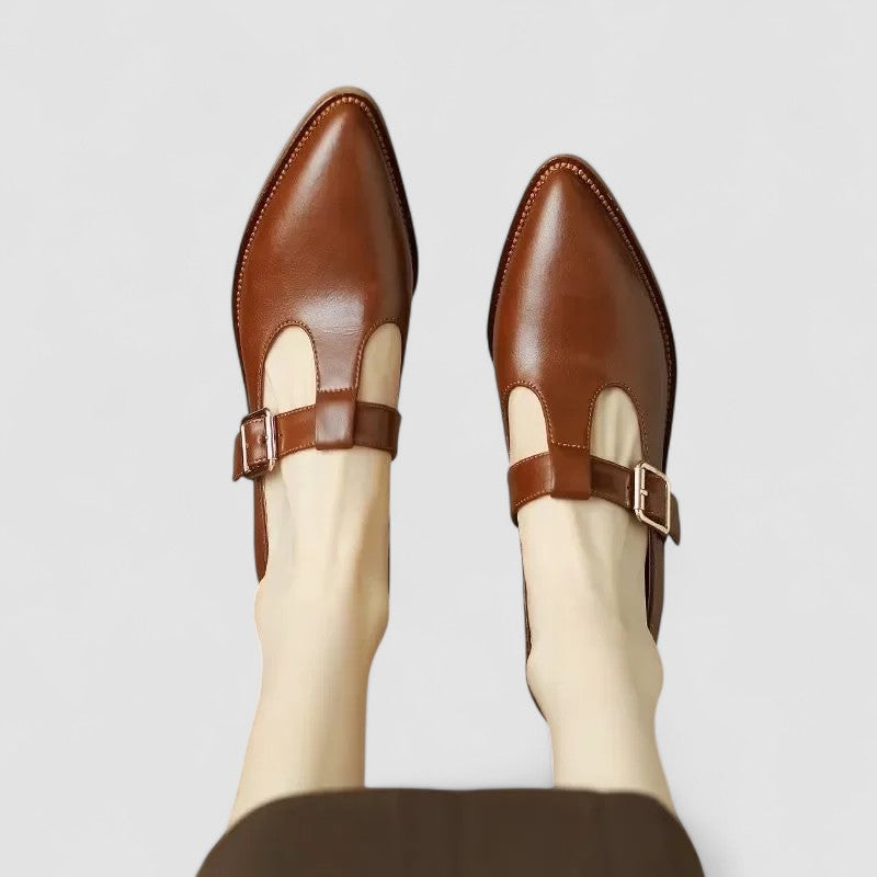 Judith | Zapatos Mary Jane con tira en T y punta fina