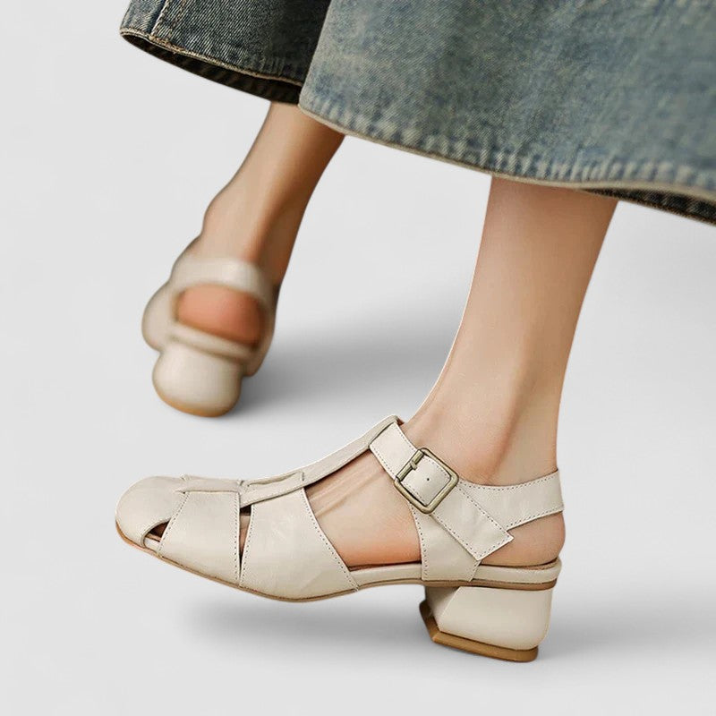 Jacinta | Zapatos Mary Jane calados con tacón ancho