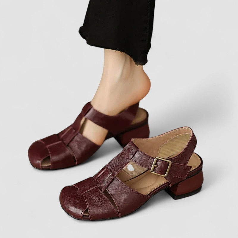 Jacinta | Zapatos Mary Jane calados con tacón ancho