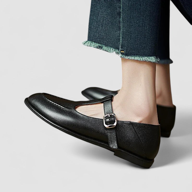 Itziar | Zapatos Mary Jane con tira en T y tacón bajo