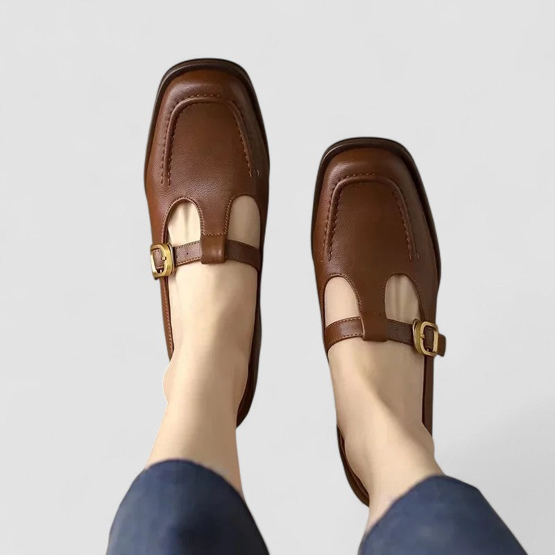 Laila | Zapatos Mary Jane de punta cuadrada con tira en T