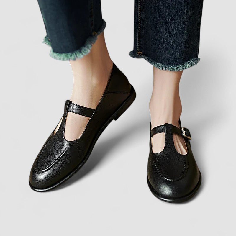 Itziar | Zapatos Mary Jane con tira en T y tacón bajo