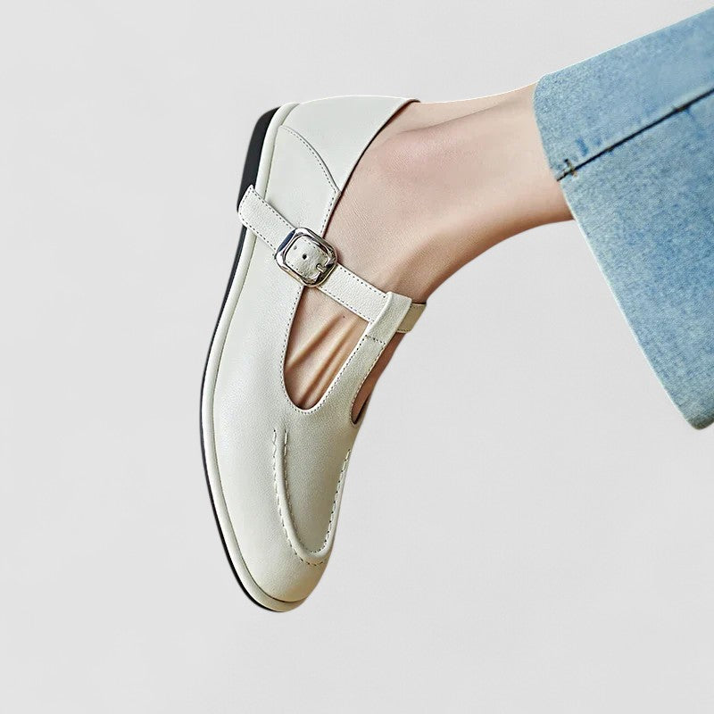 Itziar | Zapatos Mary Jane con tira en T y tacón bajo