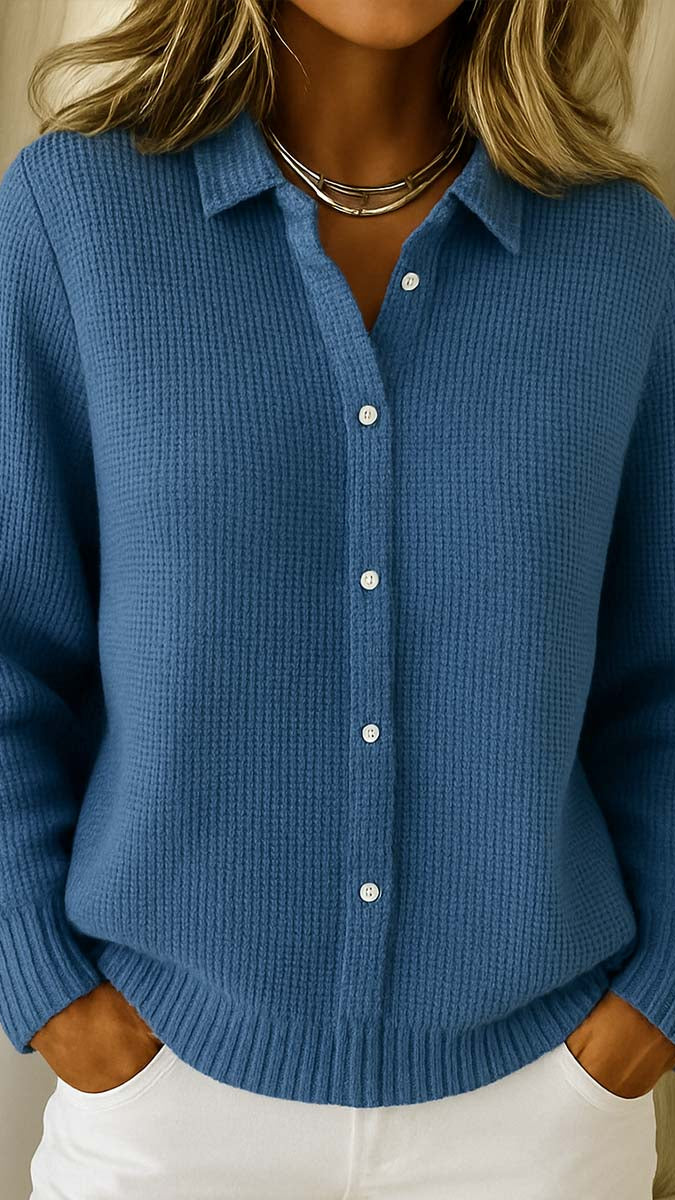 Virginia: Cárdigan de punto con botones y cuello camisero en azul marino