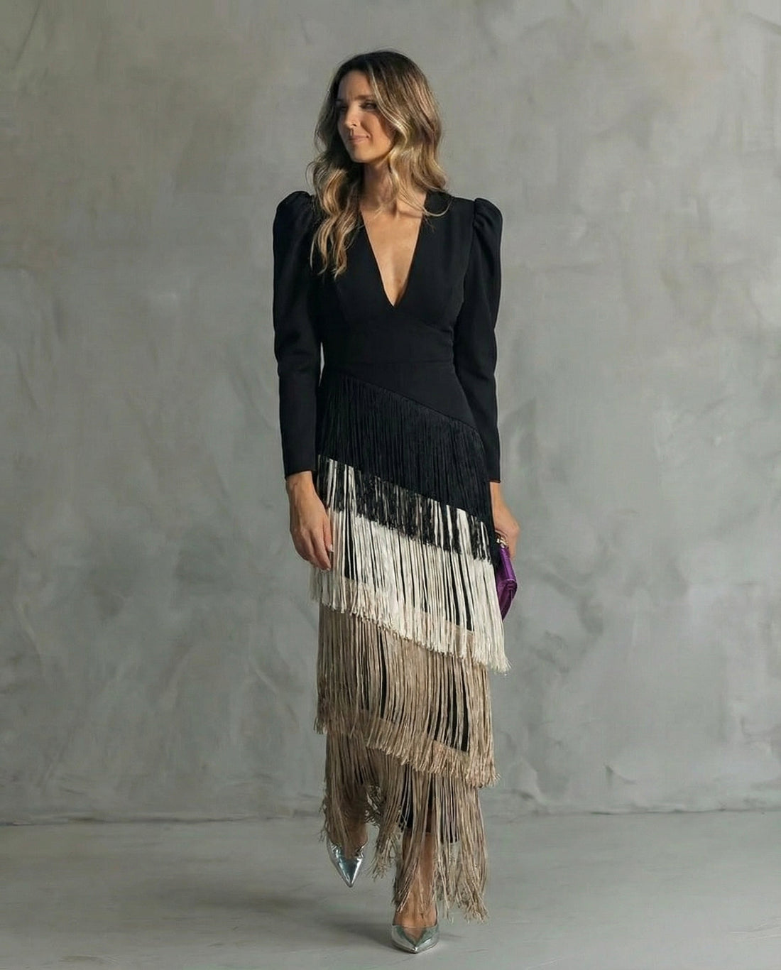 Estela: Vestido midi con flecos en capas en café