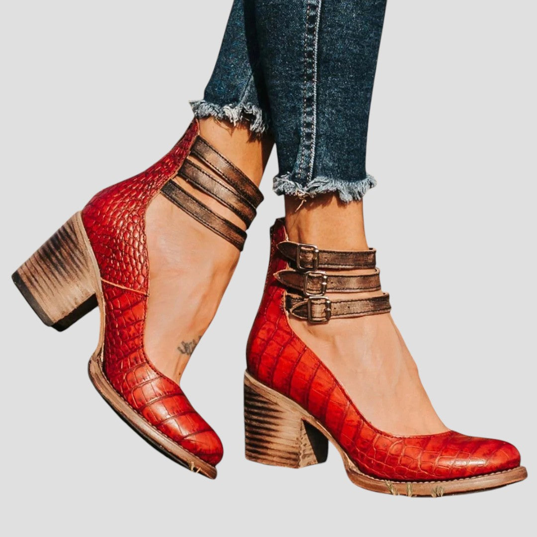 Reyes | Zapatos de tacón con pulseras y hebillas