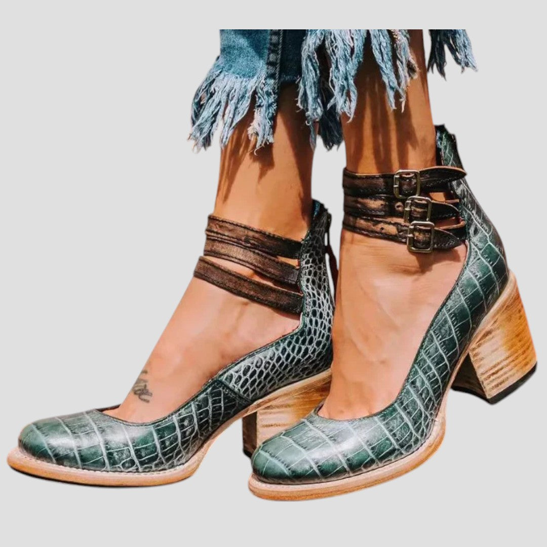 Reyes | Zapatos de tacón con pulseras y hebillas