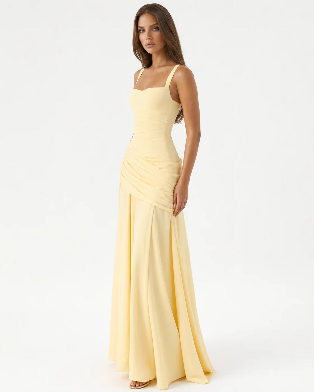 Eva: Vestido largo con escote cuadrado fruncido
