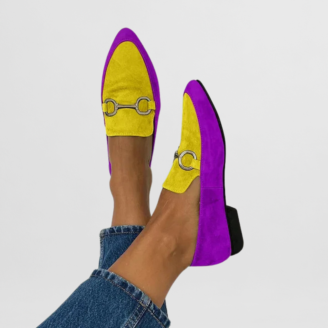 Estefanía | Mocasines de terciopelo con detalle metálico