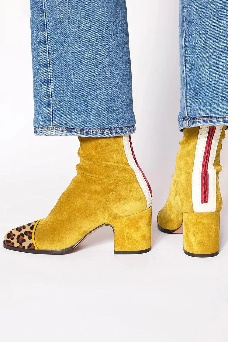 Paula | Botines de ante con punta cuadrada