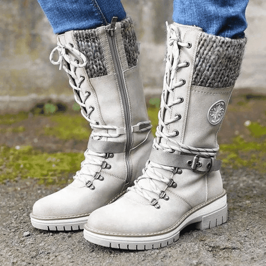 Milena | Botas de montaña con puño de punto