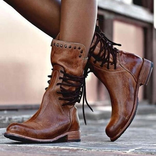 Pastora | Botas con cordones y hebillas
