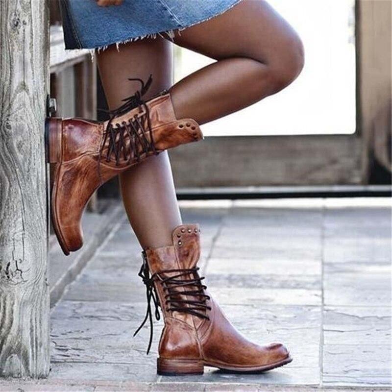 Pastora | Botas con cordones y hebillas