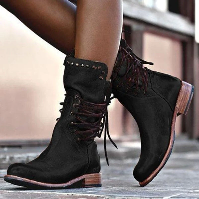 Pastora | Botas con cordones y hebillas