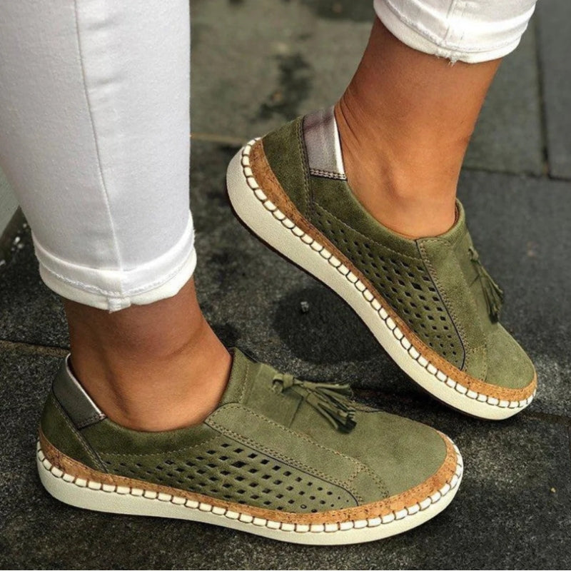 Verena | Zapatillas perforadas sin cordones
