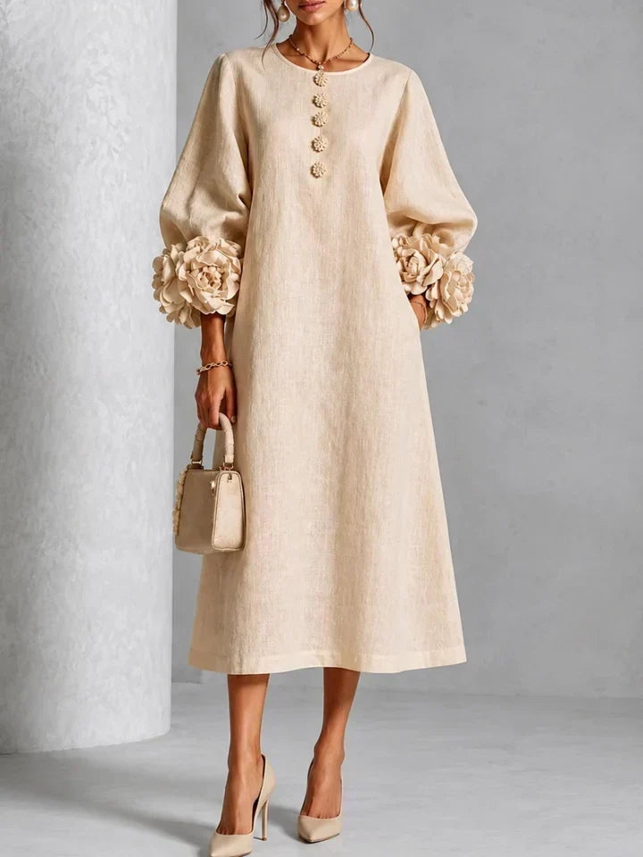 Margarita: Vestido midi floral con puños de flores en beige