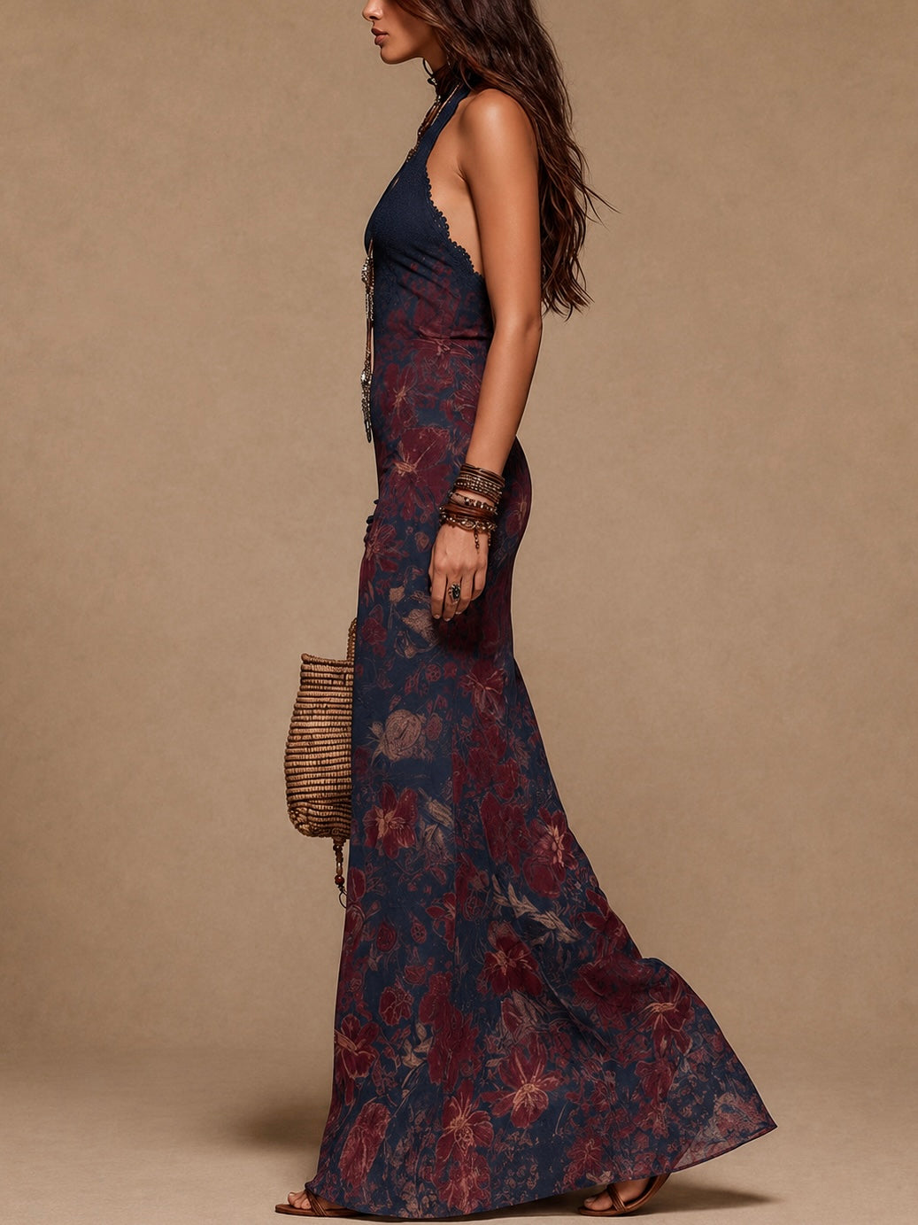 Lía: Vestido largo floral con encaje y silueta sirena