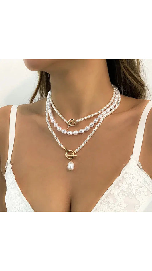 Marcela: Collar de perlas de varias vueltas