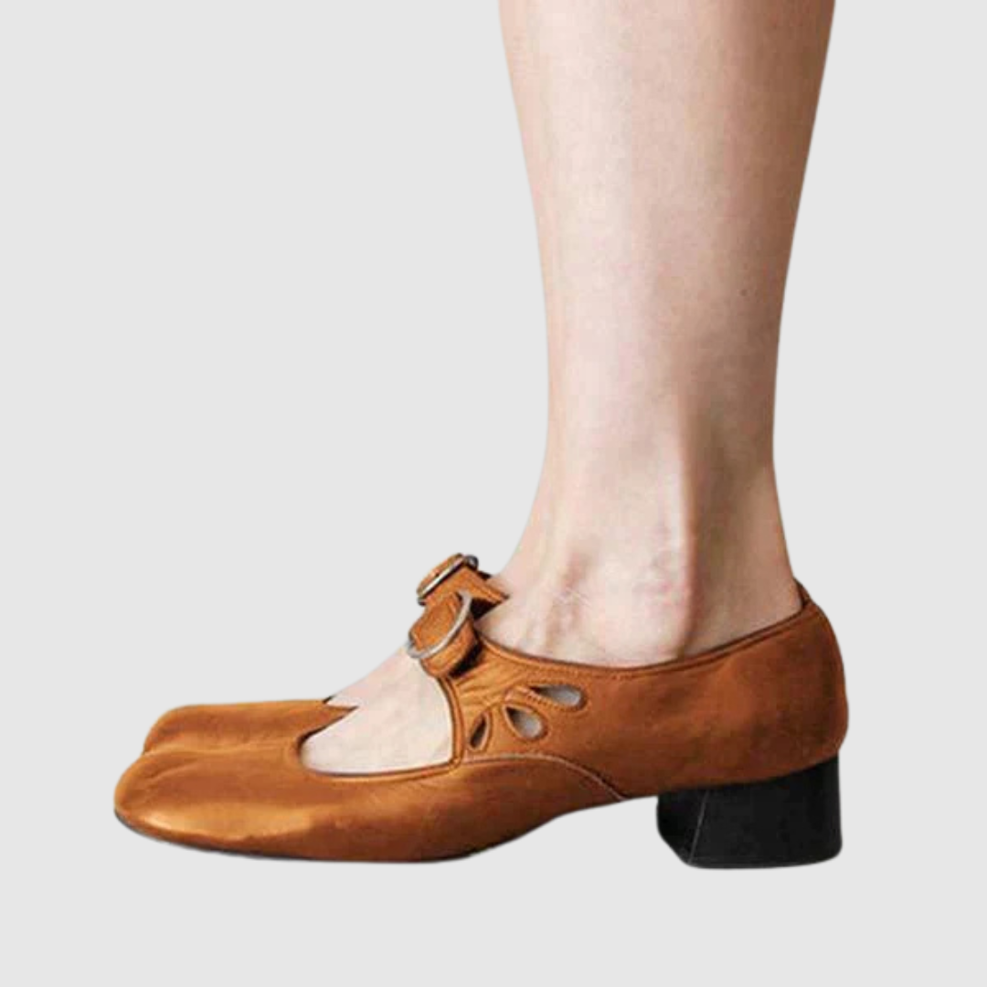 Luciana | Zapatos Mary Jane de piel con tacón bajo