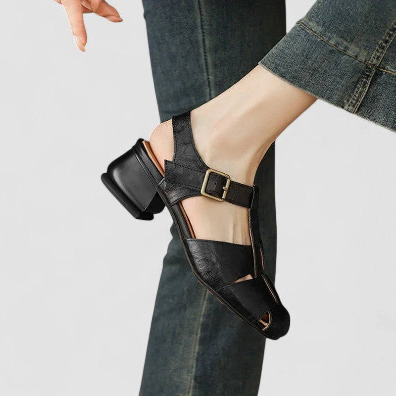 Jacinta | Zapatos Mary Jane calados con tacón ancho