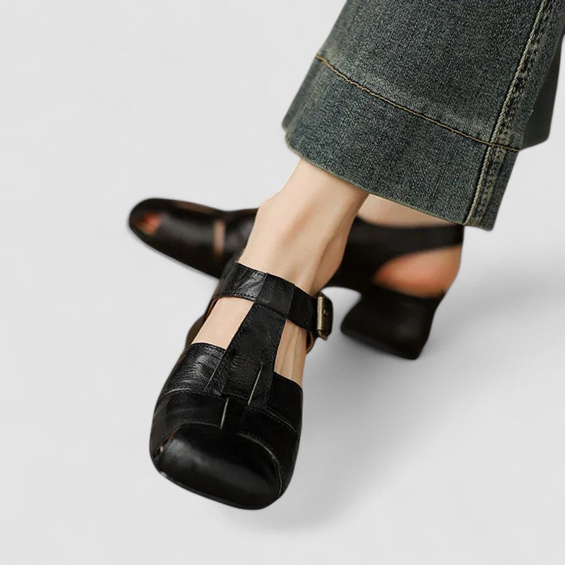 Jacinta | Zapatos Mary Jane calados con tacón ancho