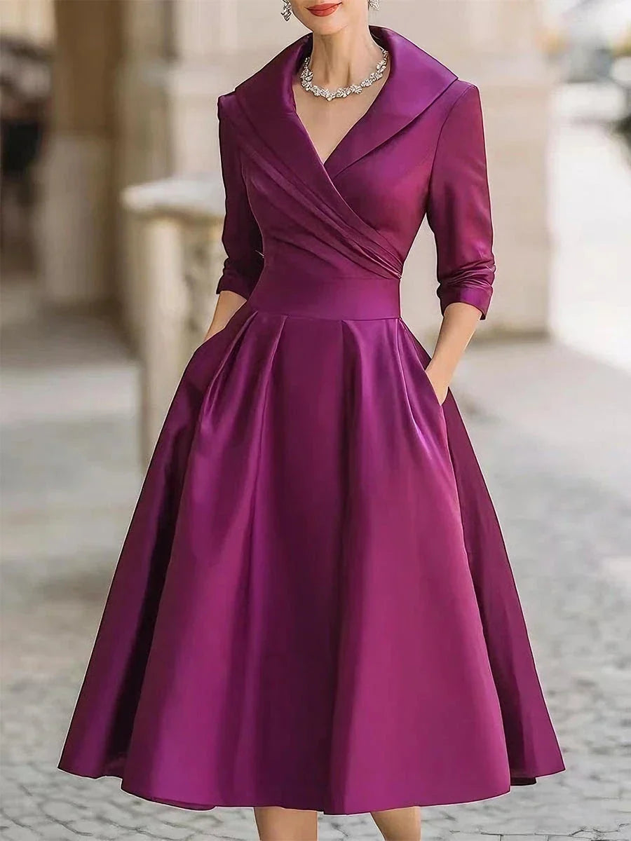 Ariadna: Vestido midi de invitada con cuello solapa en púrpura