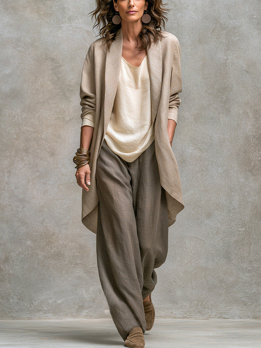 Eugenia: Conjunto elegante de tres piezas en beige grisáceo