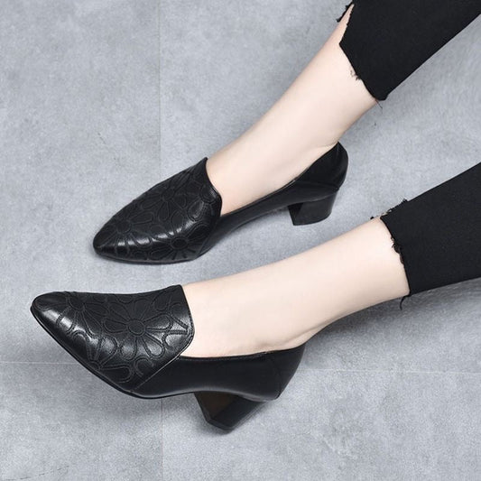 Saray | Zapatos de salón con bordado