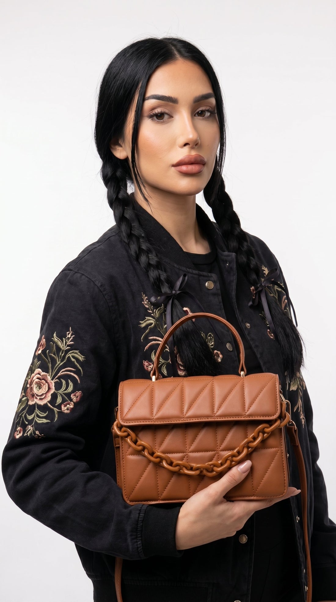 Yanira | Bolso bandolera acolchado con cadena