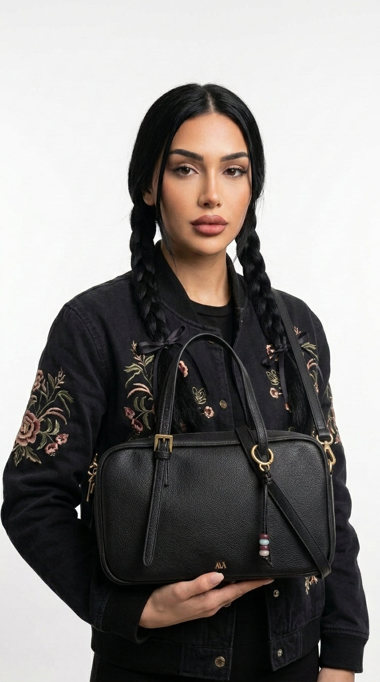 Bernarda | Bolso de mano con hebilla dorada