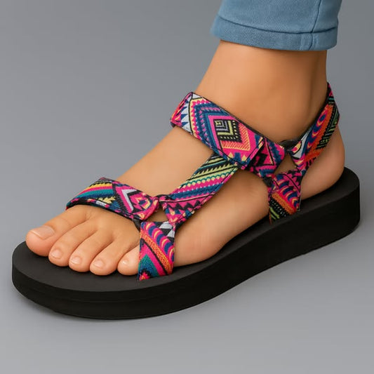 Candelaria | Sandalias deportivas con tiras estampadas