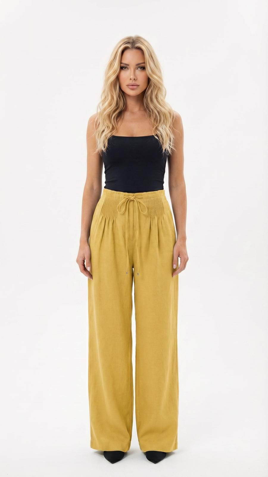 Olga: Pantalón básico de línea recta en amarillo