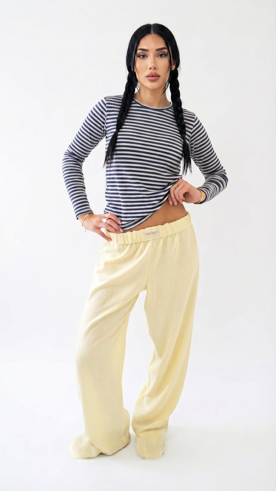 Sandra: Pantalón ancho de descanso con cintura elástica en amarillo