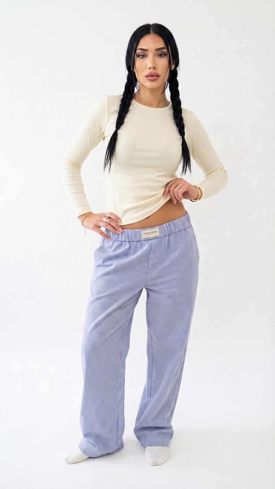 Sandra: Pantalón ancho de descanso con cintura elástica en púrpura